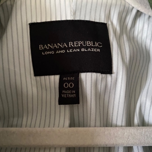 Banana Republic Olive Green Blazer - Picture 3 of 6